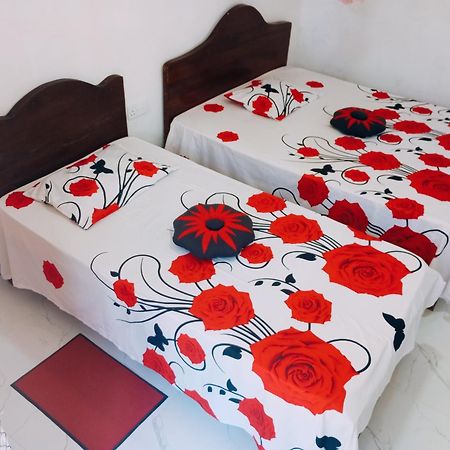 אלה Pleasure Mount Homestay מראה חיצוני תמונה