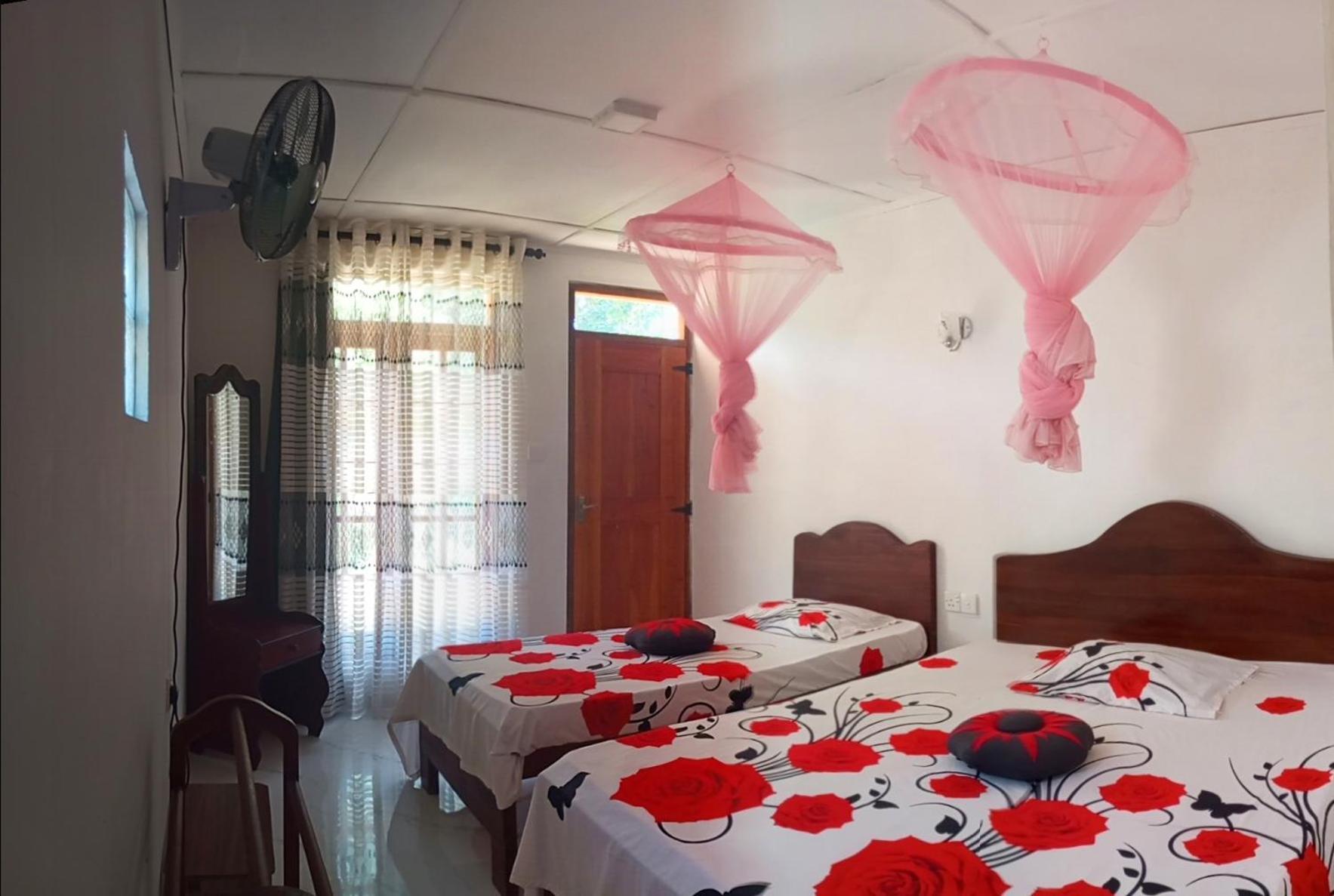 אלה Pleasure Mount Homestay מראה חיצוני תמונה